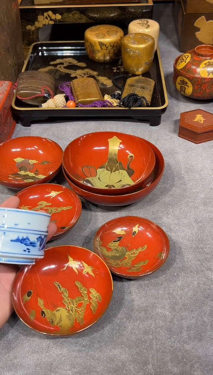 高肉金莳绘 天目盏