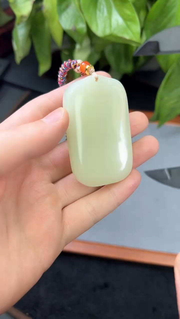 【闪购商品】和田玉颈饰未镶嵌黄口大无事牌吊坠