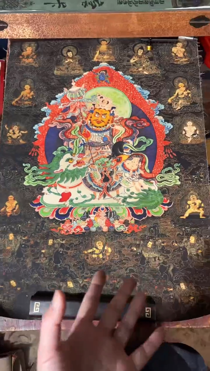 卷轴画龙妹的唐卡tk16