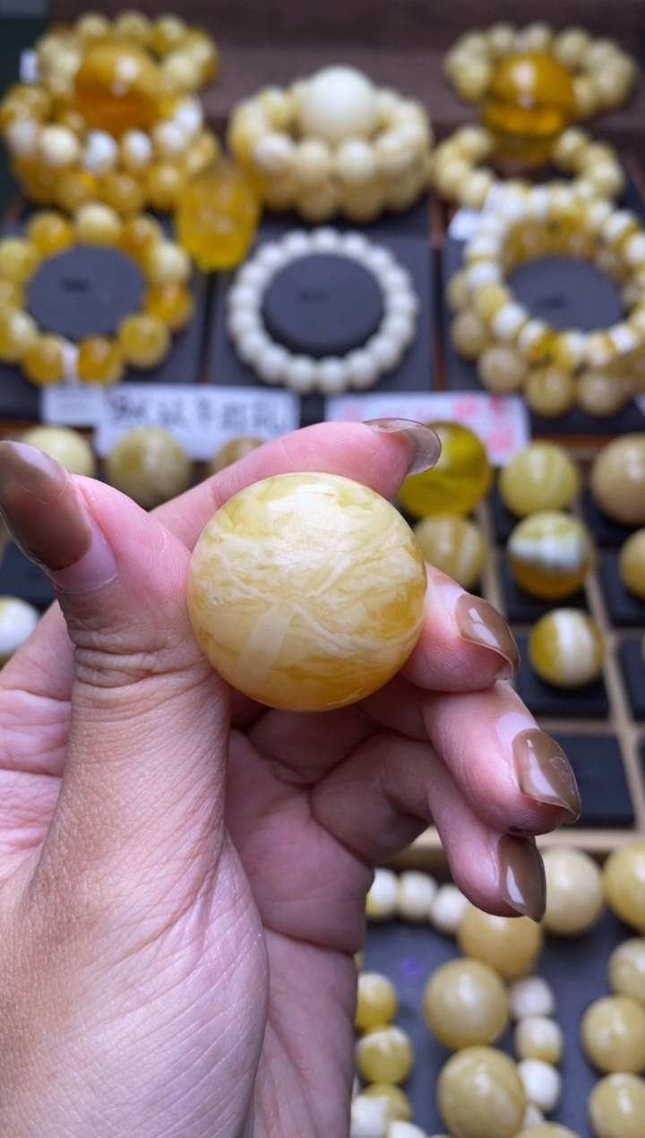 【闪购商品】琥珀裸石未镶嵌大小姐珠宝严选109