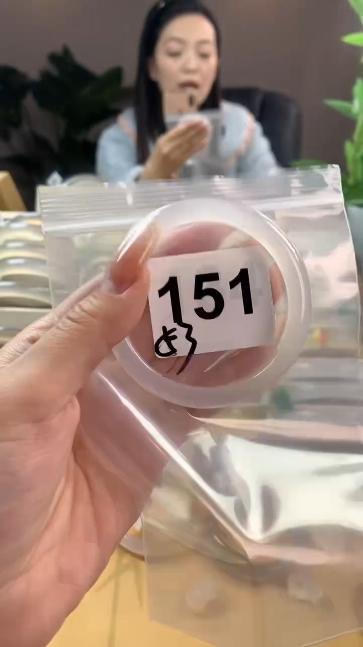 【闪购商品】玛瑙/玉髓手镯未镶嵌151