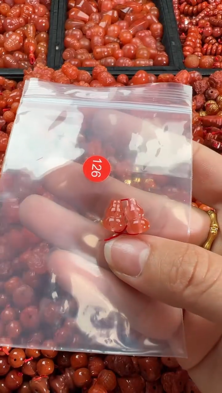 【闪购商品】南红玛瑙颈饰未镶嵌1