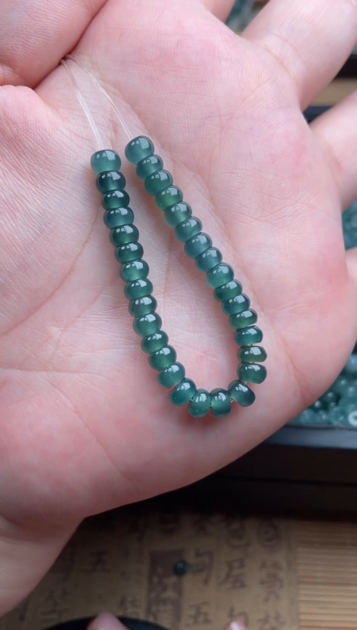 【闪购商品】翡翠手链未镶嵌算盘珠深色