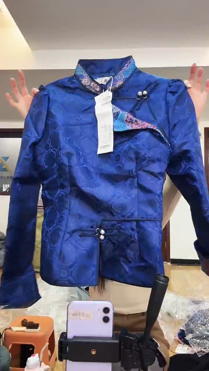 外套       XL码      115-125斤