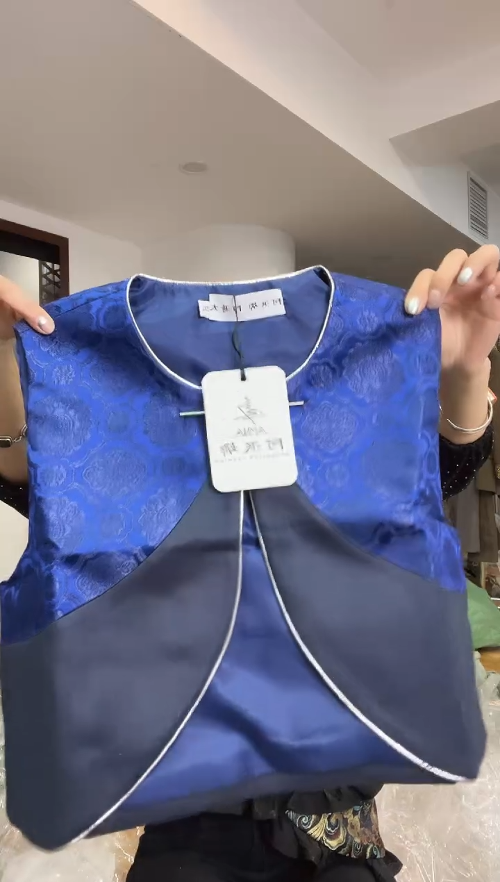 马甲       2XL码    130-140斤