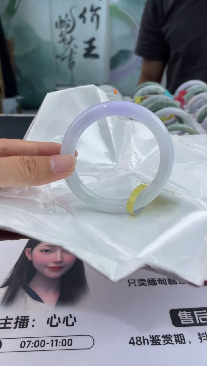 翡翠未镶嵌手镯3翡翠手镯