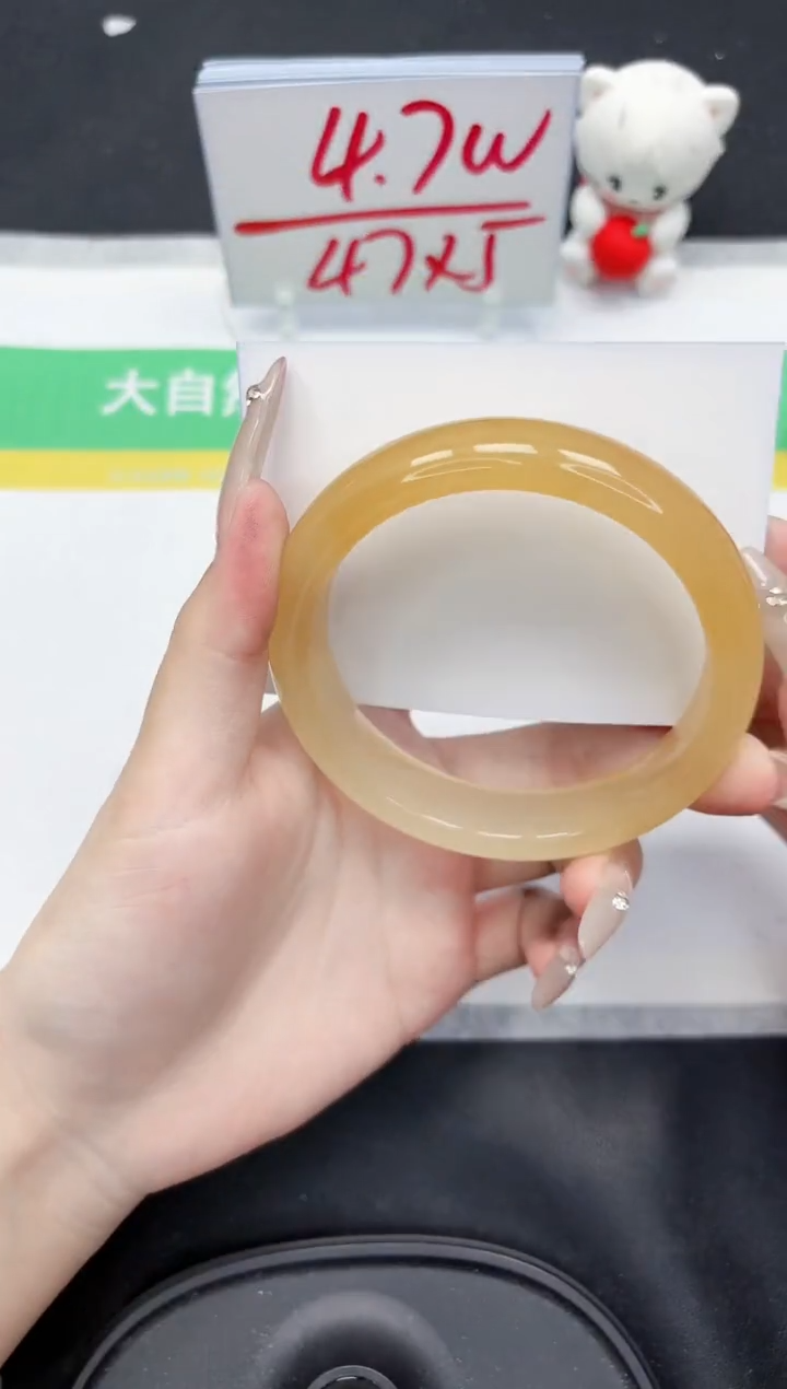 【闪购商品】石英质玉手镯未镶嵌240-64.3