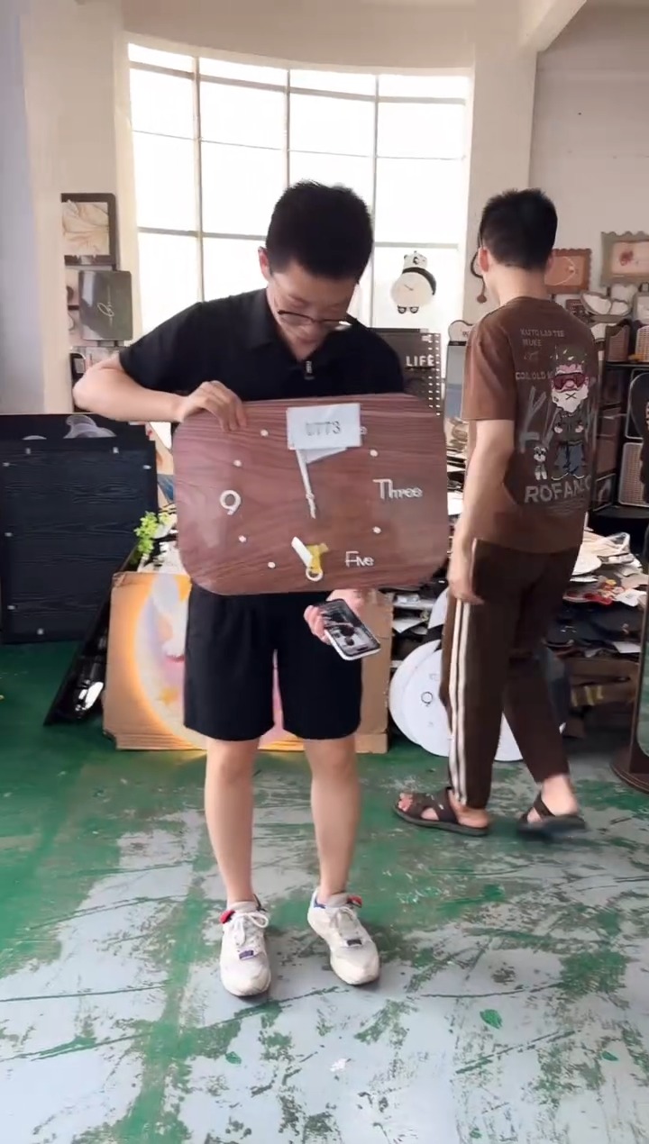 横款孤品果果微瑕闪购U773