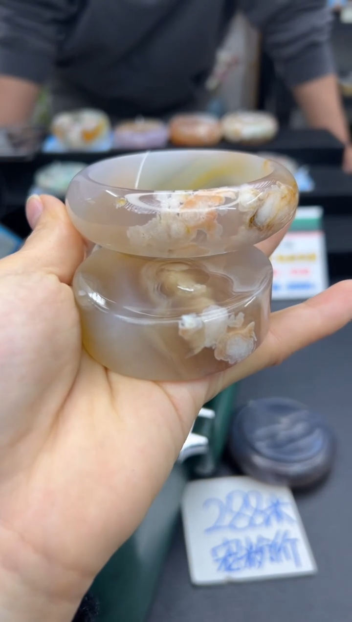 【闪购商品】石英质玉手镯未镶嵌A293(58圈赠送镯心)