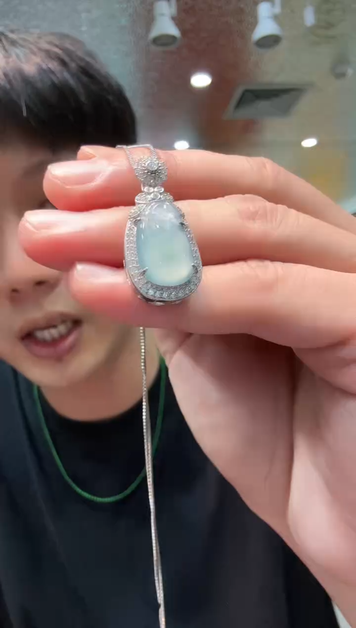吊坠(不含链)未镶嵌翡翠多样性