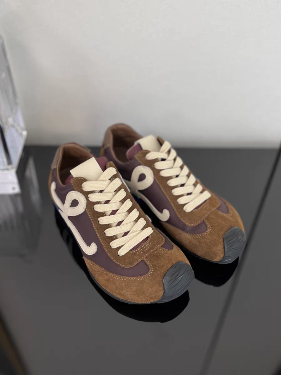 老罗家新款2025复古棕色系休闲平底阿甘德训运动鞋男女同款