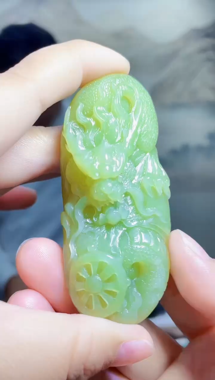 颈饰未镶嵌和田玉1