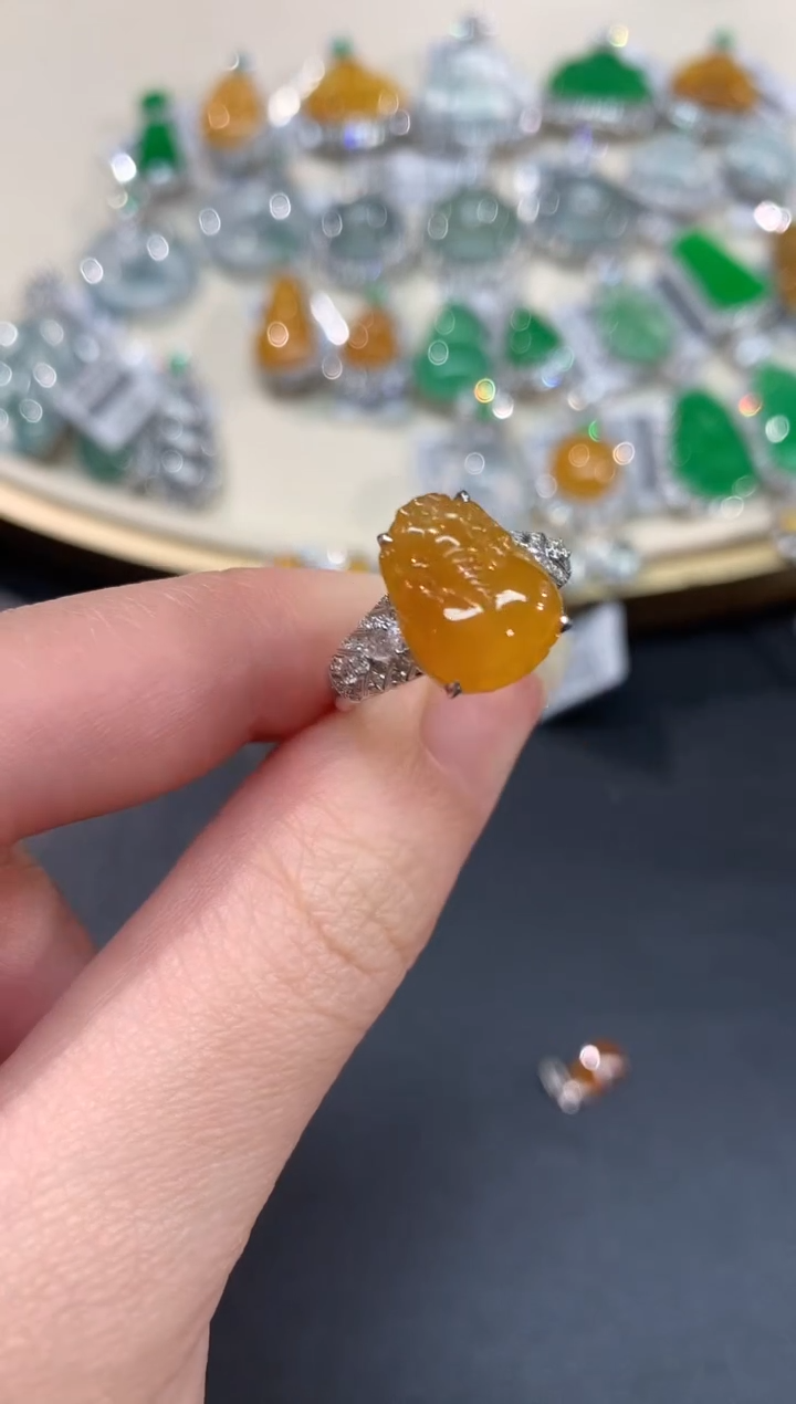 【闪购商品】翡翠戒指18K金镶嵌A438|13800