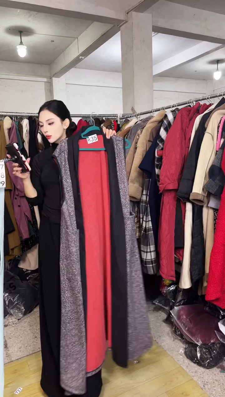 835闪购外套外披马甲打底裤子