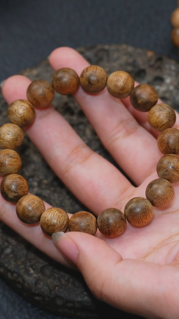 沉香碎屑沉香柬埔寨奇楠种1.1单圈11克