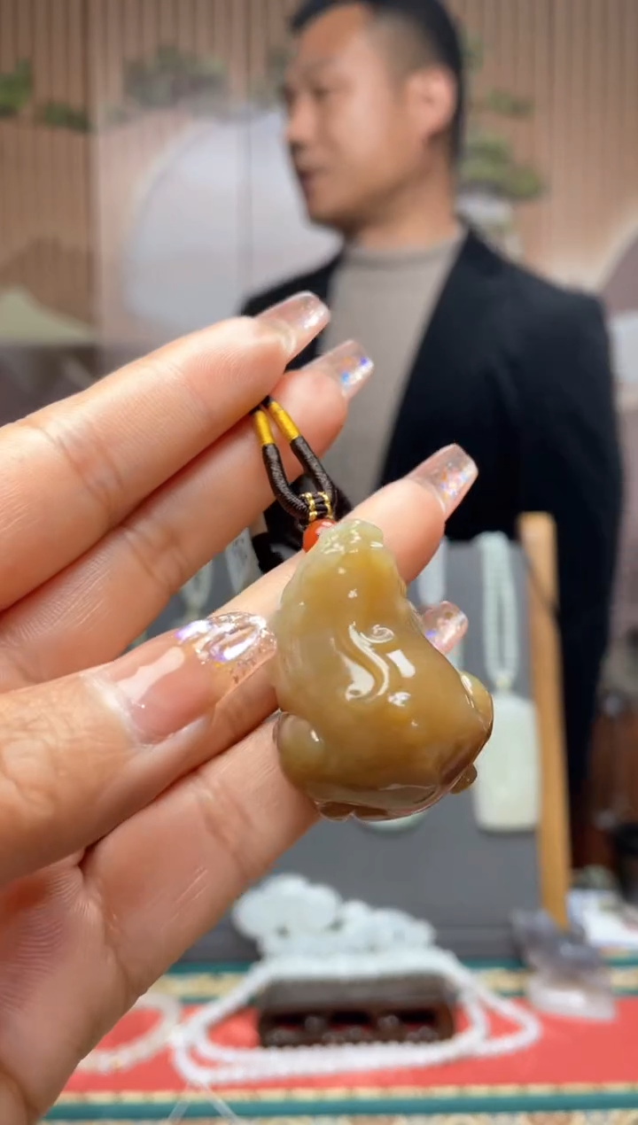 【闪购商品】和田玉未镶嵌颈饰拍一发一