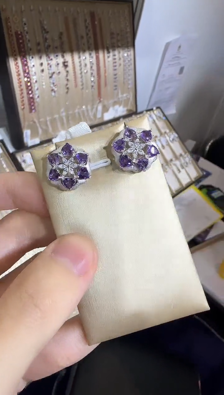 【闪购商品】紫晶耳饰银S925镶嵌耳钉