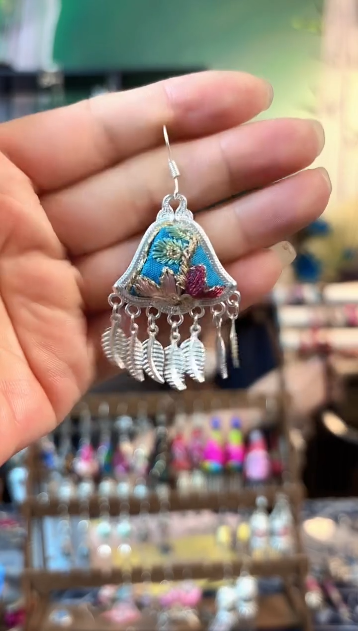 织绣彩云南阁非遗老绣518