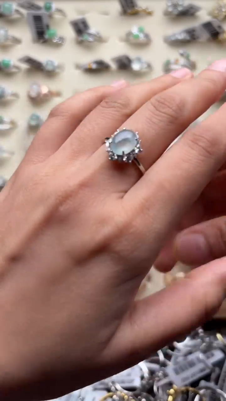 【闪购商品】翡翠戒指银S925镶嵌缅甸天然A货翡翠