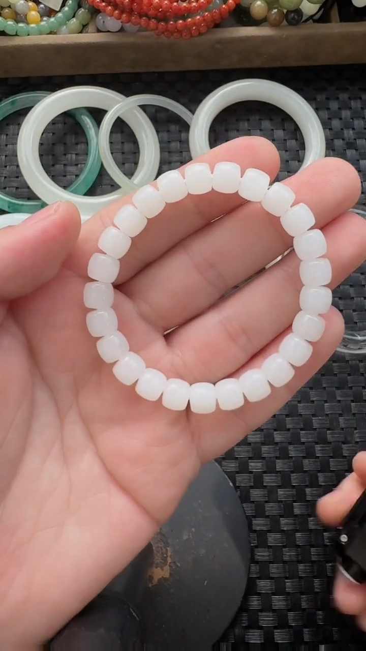 颈饰未镶嵌和田玉8*7直切