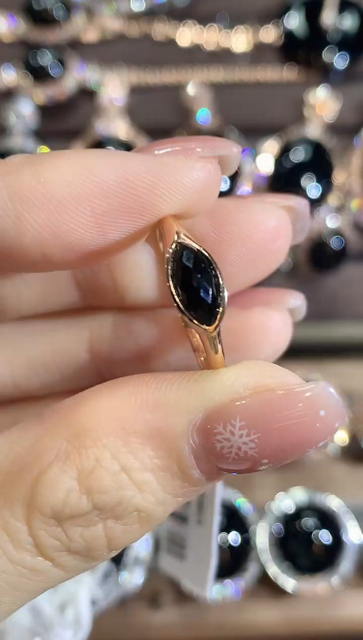 18K金镶嵌戒指翡翠A5翡翠