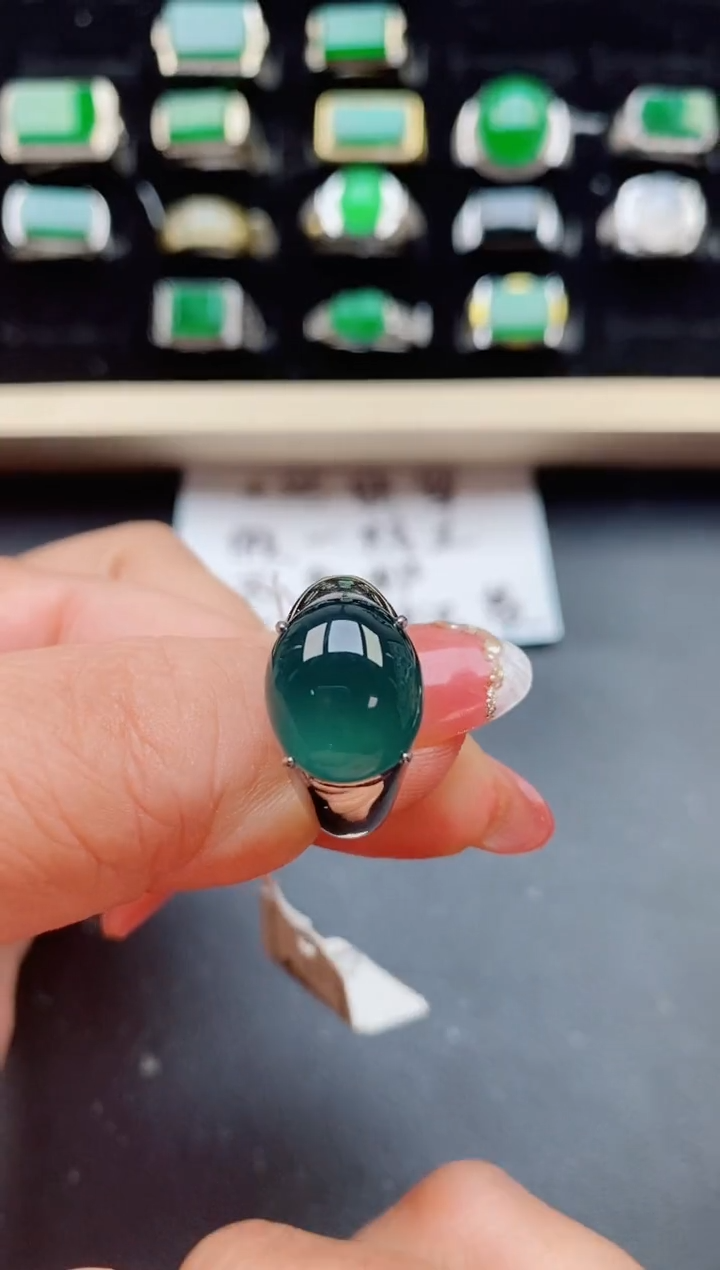 【闪购商品】翡翠戒指银S925镶嵌85805850