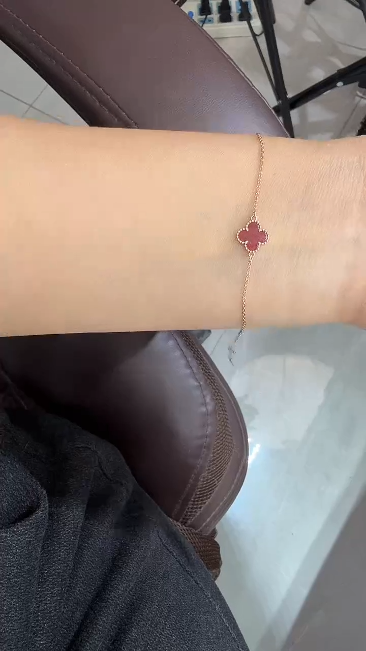 18K金镶嵌手链玛瑙/玉髓k红