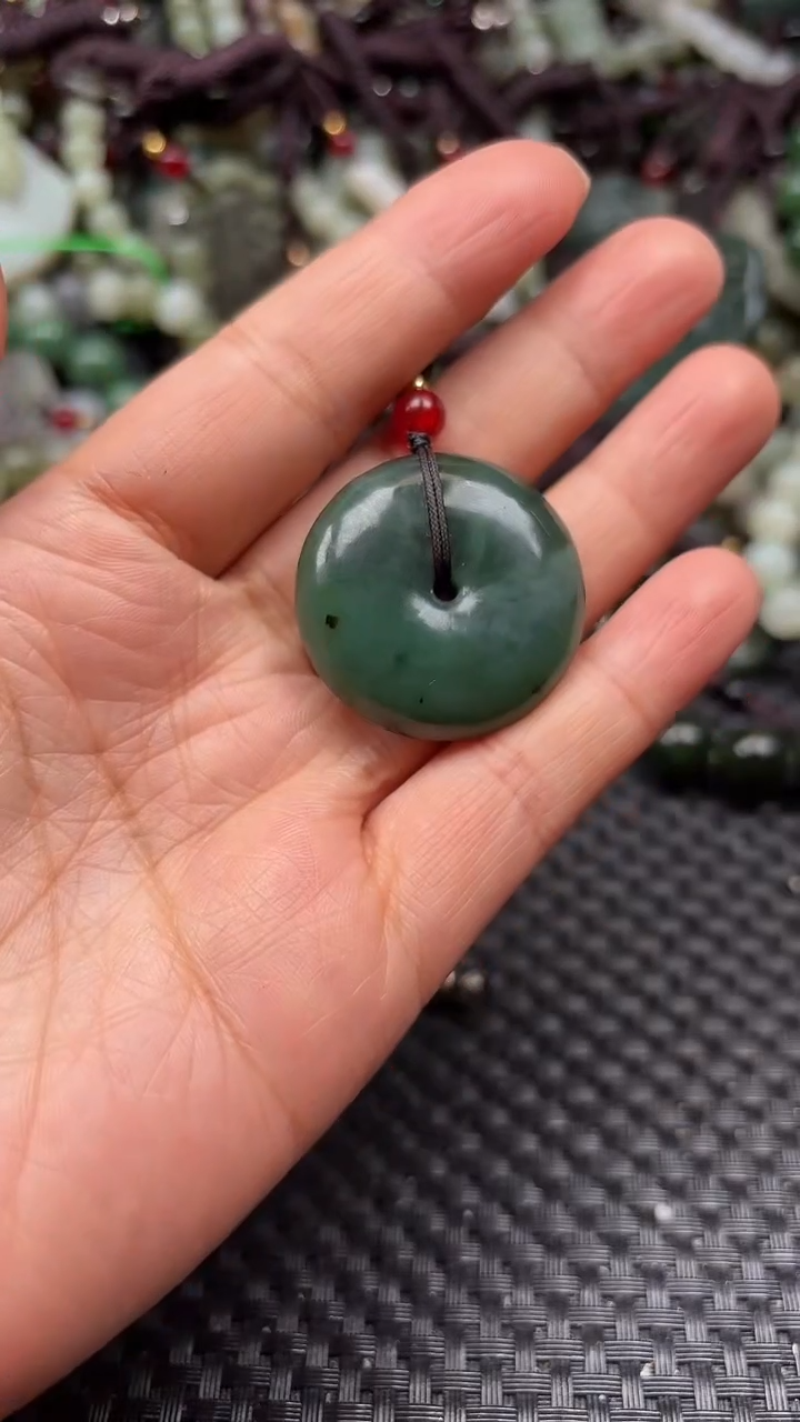 【闪购商品】和田玉颈饰未镶嵌.