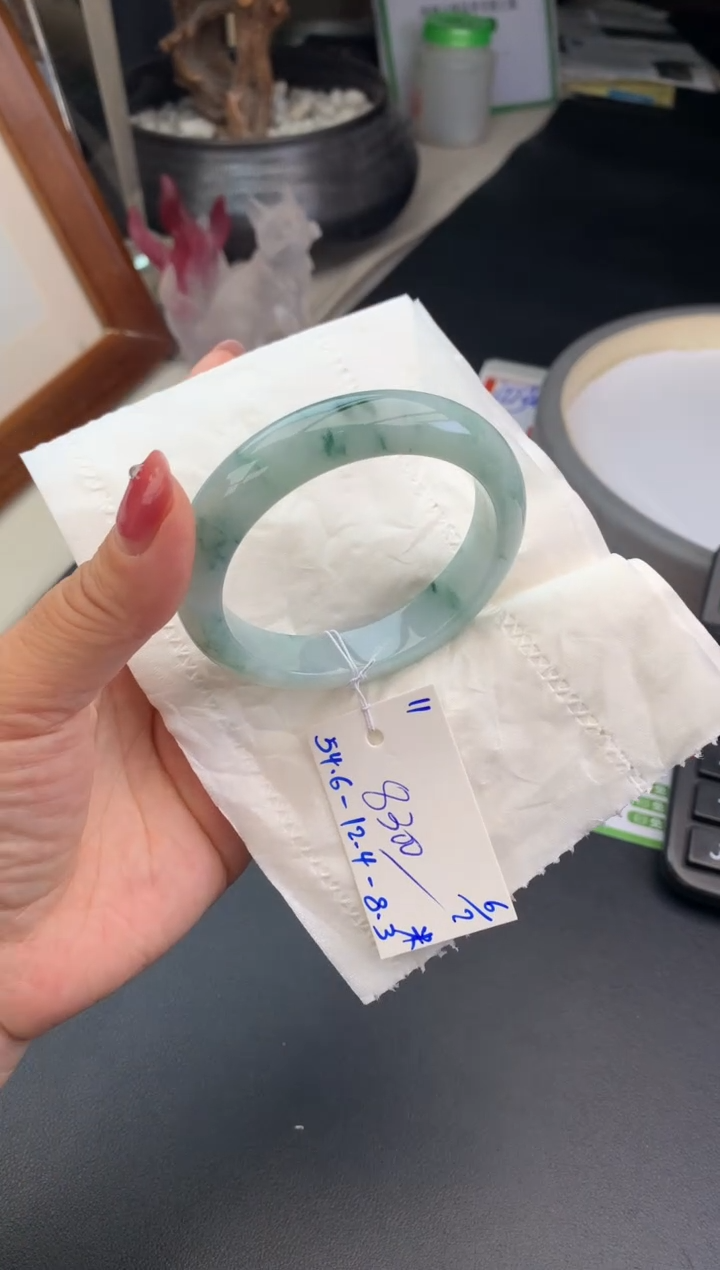 【闪购商品】翡翠手镯未镶嵌手镯