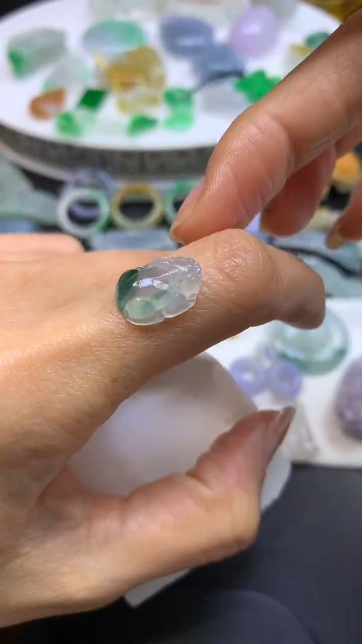 【闪购商品】定制翡翠未镶嵌翡翠