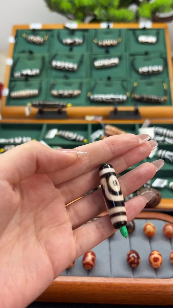 玛瑙/玉髓（覆膜）颈饰未镶嵌139.