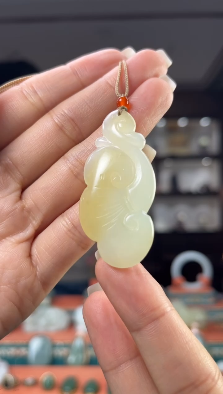 颈饰未镶嵌和田玉1