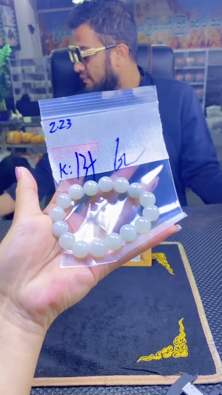 【闪购商品】定制翡翠未镶嵌纯天然缅甸翡翠A货 多样性发货只发其一