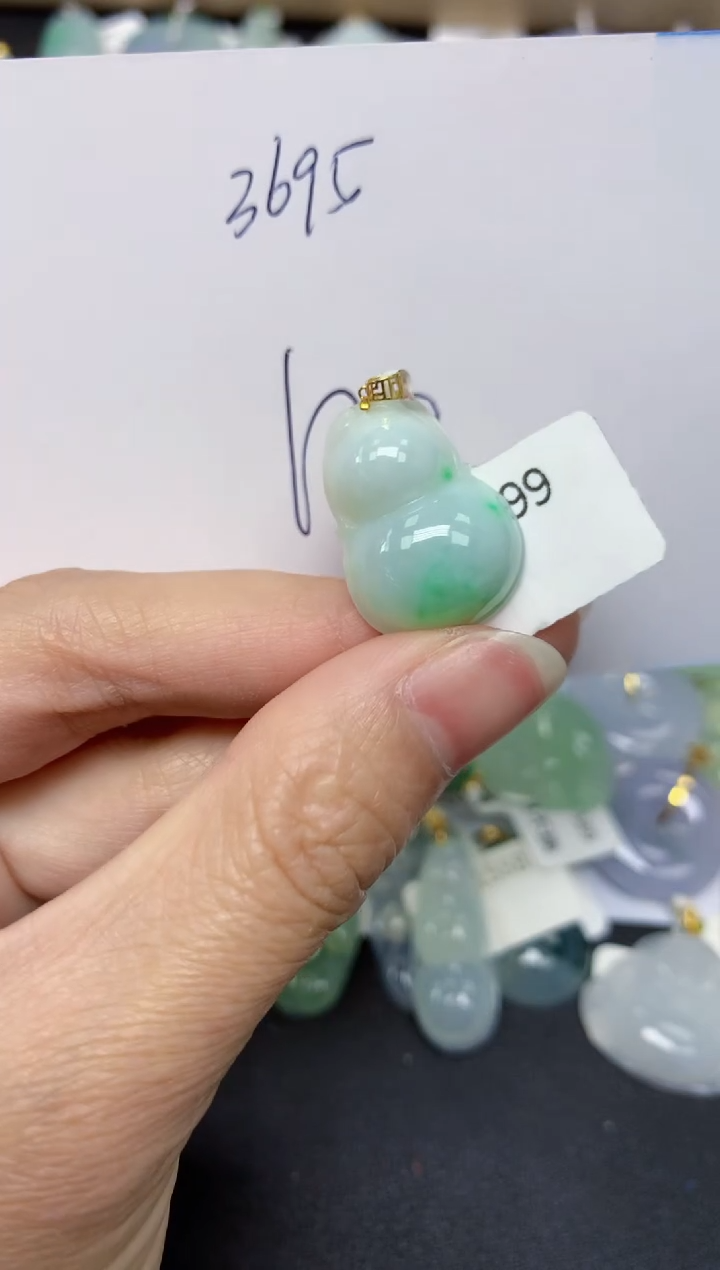 【闪购商品】翡翠18K金镶嵌颈饰 天然翡翠A货