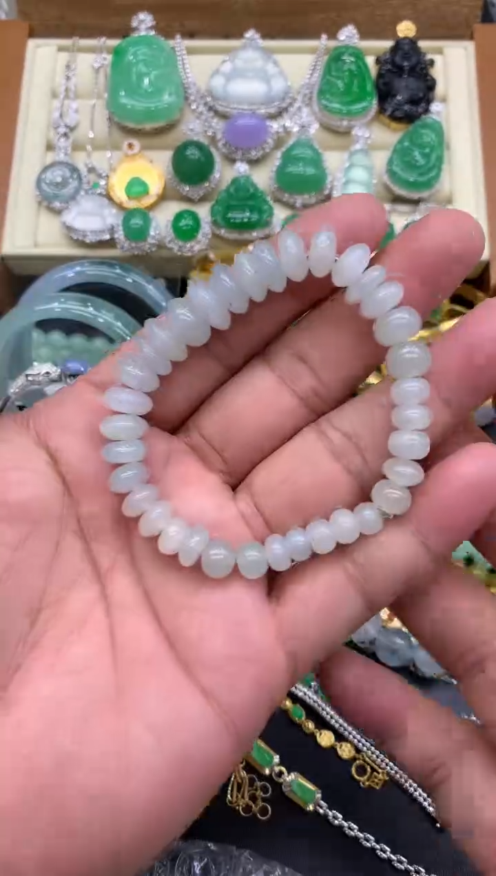 未镶嵌手串翡翠56-中国好珍宝