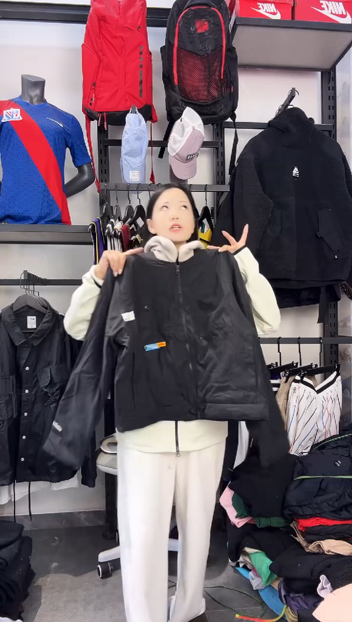 870  ·编码 瑕疵款直播间过款为准 尺码·175