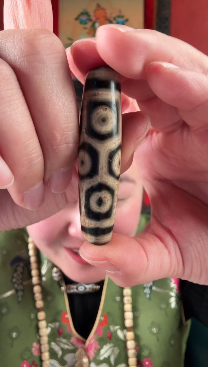 无非金属藏地黑白9眼