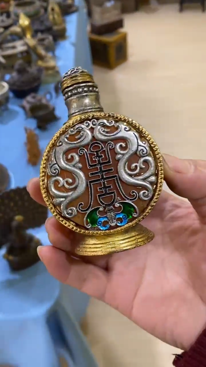 【闪购商品】宫廷影视老旧工艺摆件