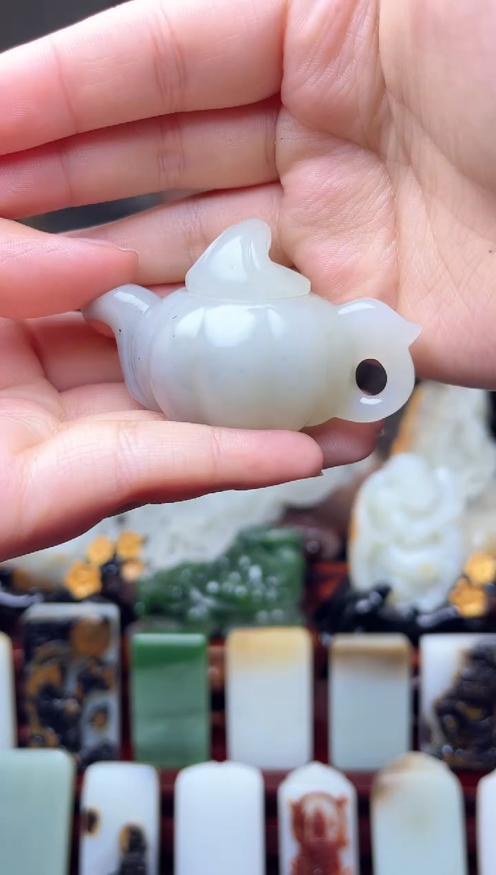 【闪购商品】和田玉吊坠未镶嵌52