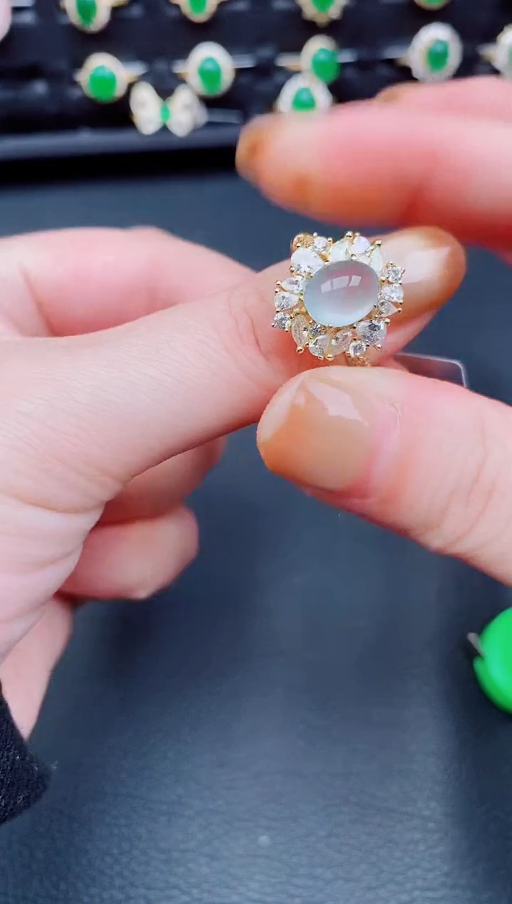 【闪购商品】翡翠戒指银S925镶嵌天然a货翡翠68