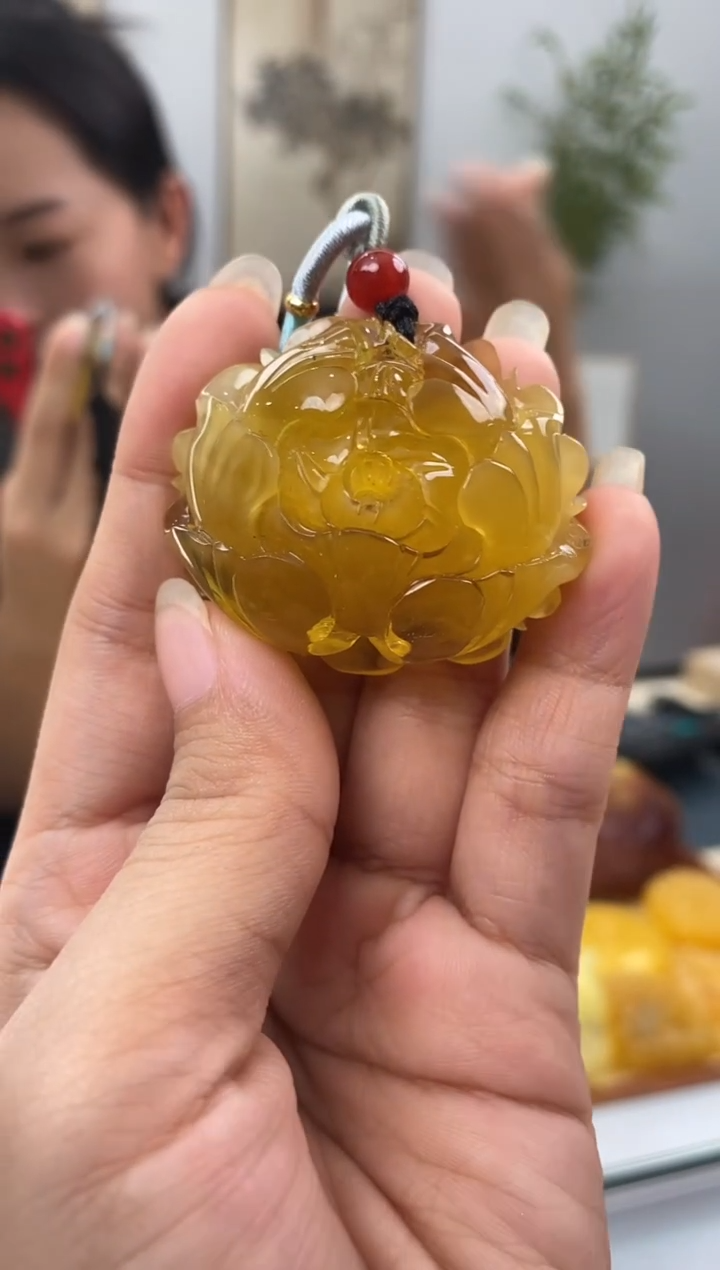 【闪购商品】琥珀裸石未镶嵌天然琥珀蜜蜡牡丹花