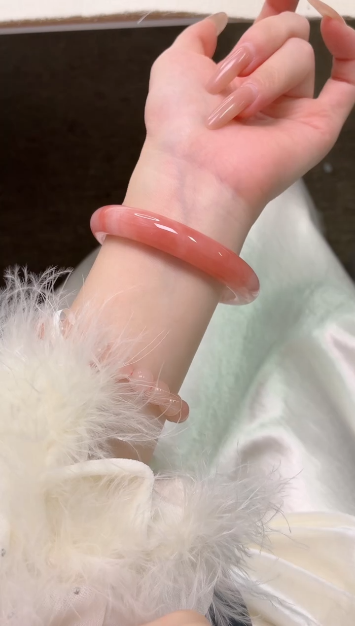 未镶嵌手镯石英质玉桃花15-圈口58.3