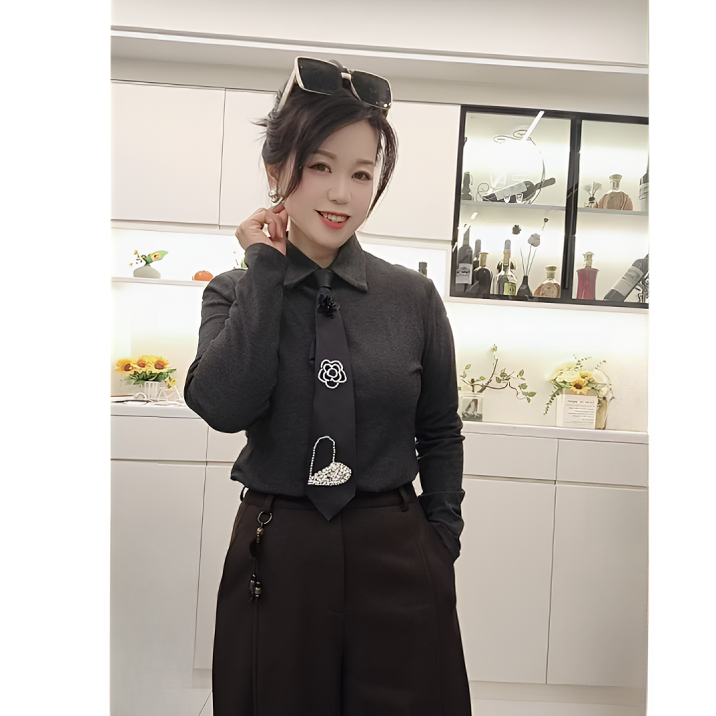 【琴缘】新款翻领长袖纯色修身重工领带衬衫打底小香风ins女士开衫