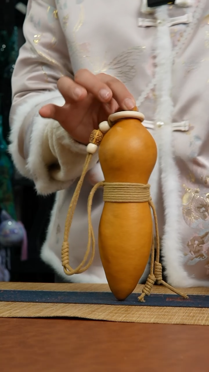 359号 天然热水酒葫芦 一物一拍（有瑕介意勿拍）