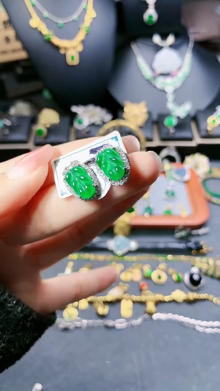 【闪购商品】翡翠耳饰银S925镶嵌耳饰