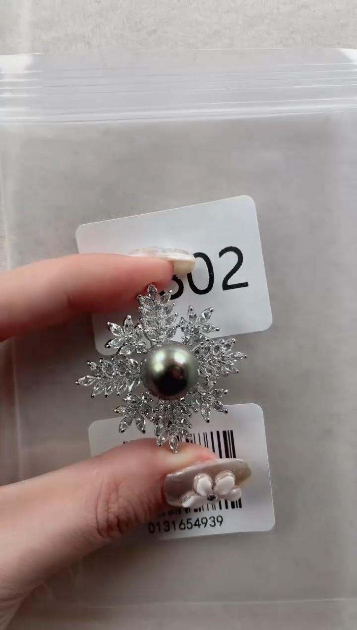 未镶嵌胸针海水珍珠X802