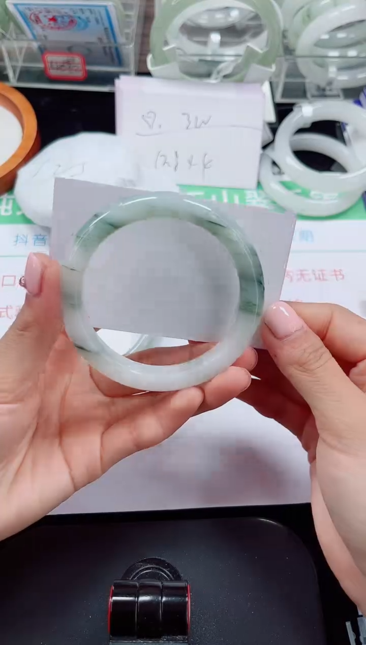 未镶嵌手镯石英质玉339-56/57