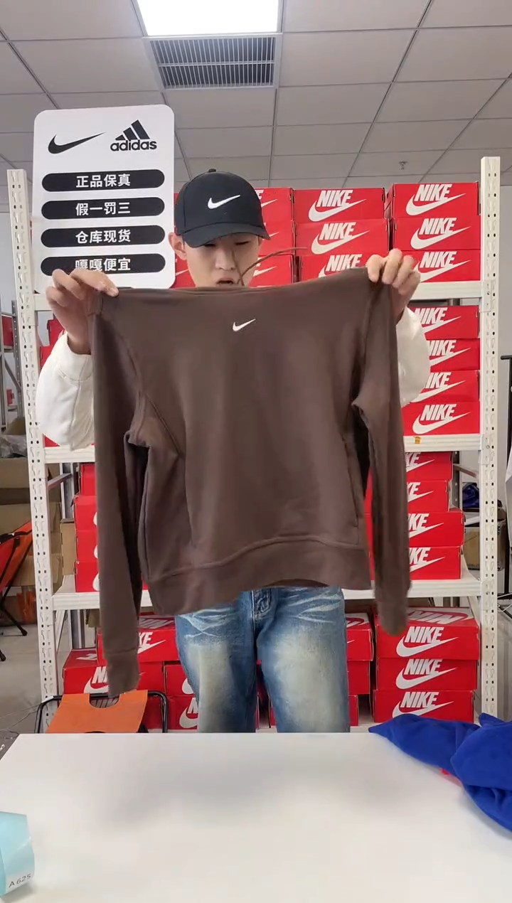 编码625闪购尺码155  Nike/耐克卫衣卫裤以直播间过款为主