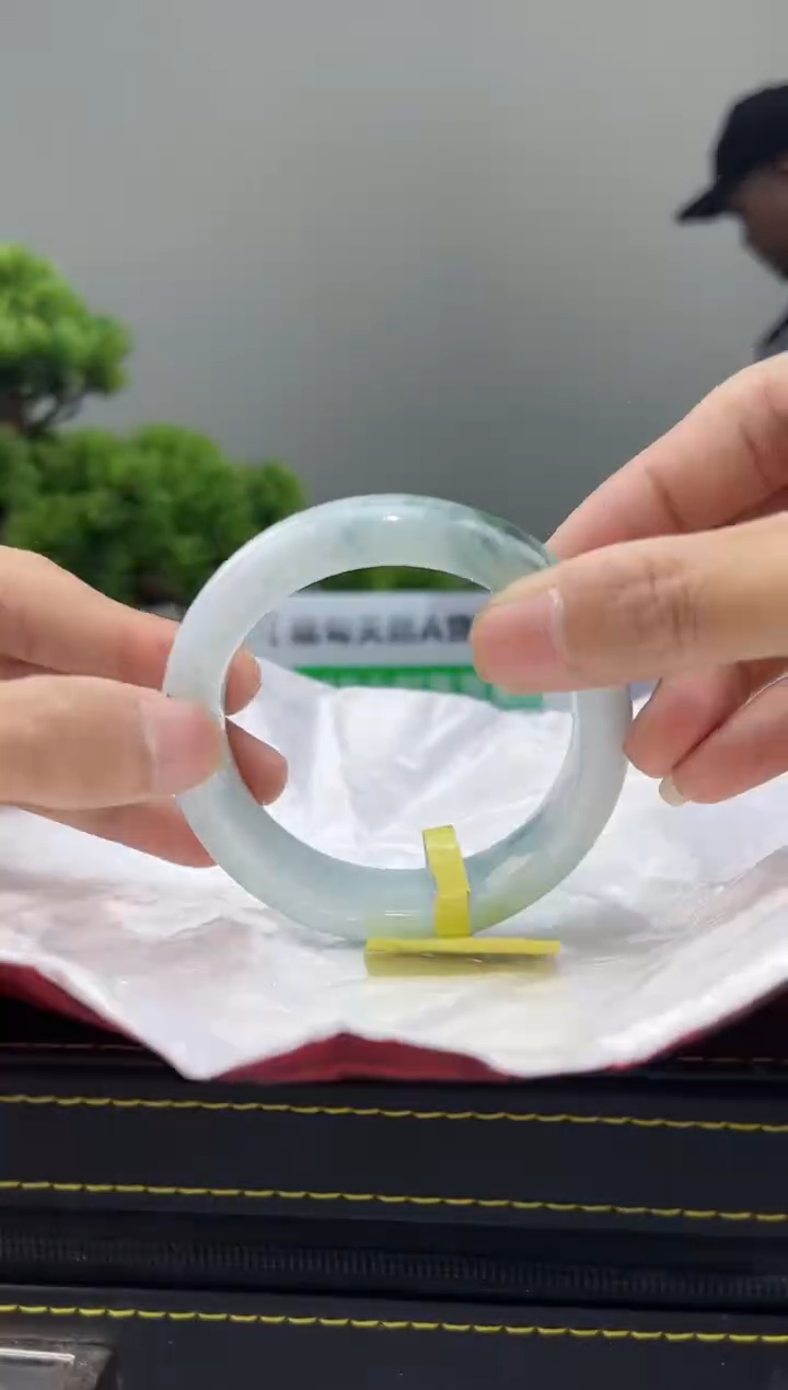 【闪购商品】翡翠手镯未镶嵌手镯26