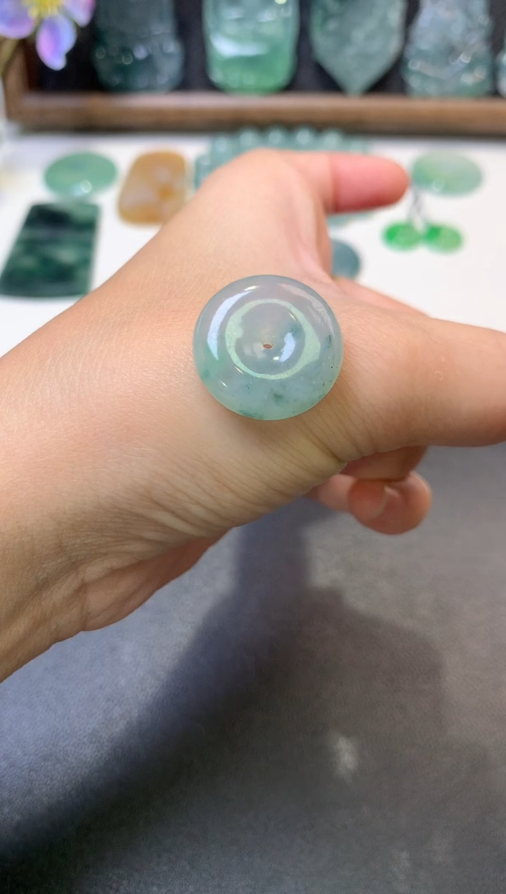 未镶嵌定制翡翠毛货